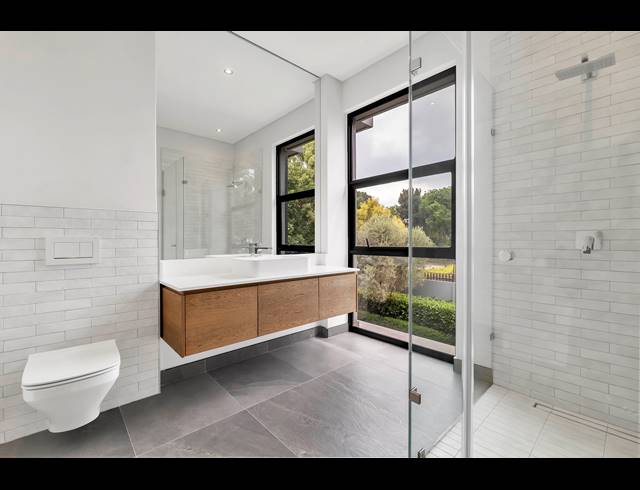 4 BEDROOM HOUSE FOR SALE IN ILLOVO